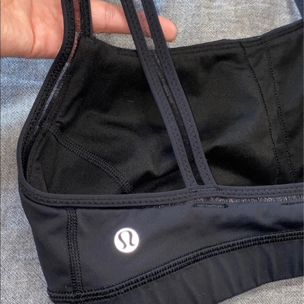 Lululemon Sports bra BLACK SIZE 8